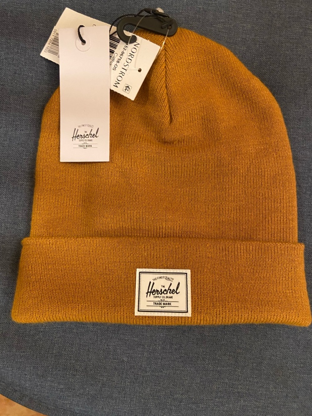 Herschel Supply Company unisex- Knit Cuffed Beanie - rare Cathay Spice color